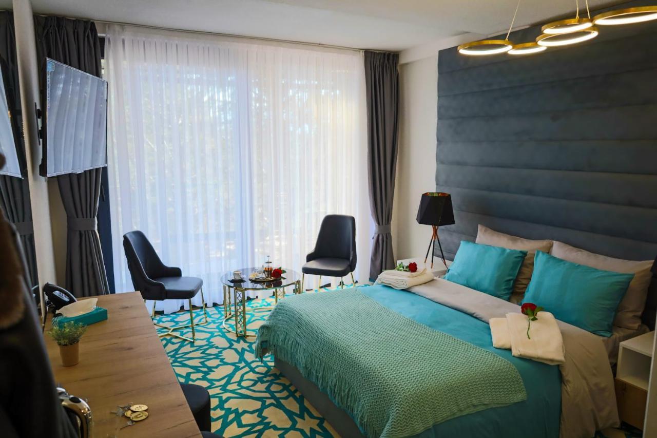 Mi Casa Hotel Skopje Bagian luar foto
